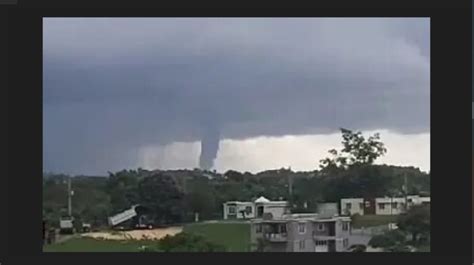 Small tornado hits northwestern Puerto Rico, downing trees and power lines